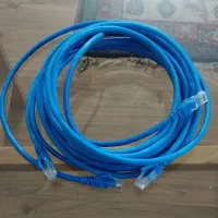 سوییچ شبکه ۲۴پورت و مقداری کابل شبکه ۳،۵و۱۰ متری|مودم و تجهیزات شبکه|مشهد, هنرستان|دیوار