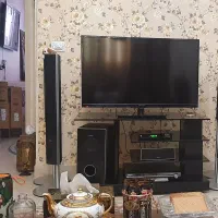 تلویزیون ۵۰ اینچ