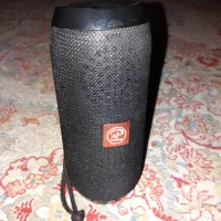 یک عدد اسپیکر وجارویه شارژی به فروش میرسد.|صوتی و تصویری|تهران, باشگاه نفت|دیوار