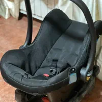 کریر و صندلی ماشین