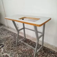 میز چرخ خیاطی کاملا سالم