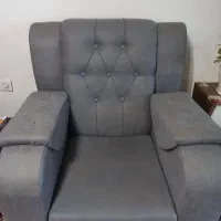 فروش فوری مبل ۷ نفره به اضافه میز عسلی|مبلمان خانگی و میز عسلی|نوشهر, |دیوار