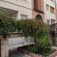 فروش مغازه در خیابان اصلی