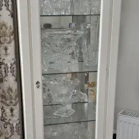 بوفه سفیدرنگ