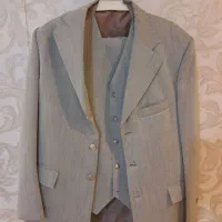 ۲دست،کت وشلوار جلیقه،۳تیکه سایز ۴۴ ،نو