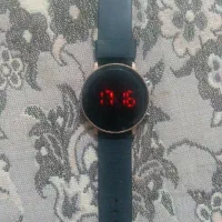 ساعت|ساعت|نیشابور, گنبد سبز|دیوار