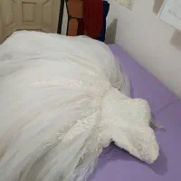 لباس عروس، تور وتعدادی پنل وتعدادی بالاتنه فنردوزی
