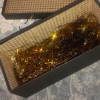 جعبه کادویی با پوشال نو