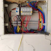 برقکار برقکاری برق کار.سیم کش لاین نوری نور پردازی