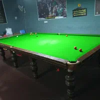 فروش باشگاه بیلیارد با تمام لوازم