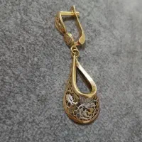 یک لنگه گوشواره گم شده