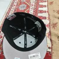 کلاه کپ|لباس|کرج, باغستان|دیوار