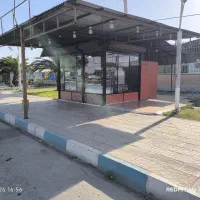 دکه با تمام امکانات و اجناس به فروش میرسد