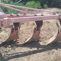 ادوات تراکتور گاو آهن|ماشینآلات صنعتی|کامفیروز, |دیوار