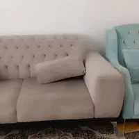 مبلمان  همراه با میز عسلی