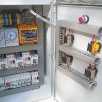 کنترل وسایل برقی با موبایل از راه دور