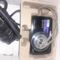 دوربین دیجیتالی سونی نوباکارتن وباطری وشارژر