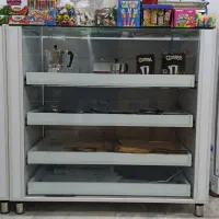 ویترین مغازه