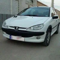 ۲۰۶ صندوق دار V8