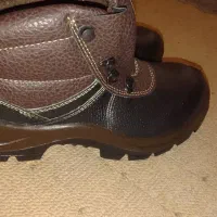 کفش ایمنی نو ۴۲|کیف، کفش، کمربند|رامهرمز, |دیوار