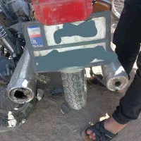 سلام موتورپلاک ملی۱۳۸۹درپارکینگ است