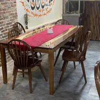 میز غذا خوری چوبی
