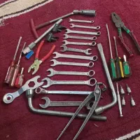 تعدادی ابزار کار اصل