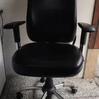 صندلی اداری سالم