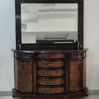 آینه و کنسول