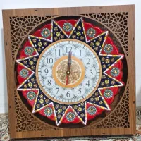 ساعت میناکاری سفالی با قاب منبت چوبی