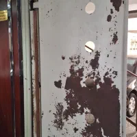 نقاشی درب آسانسور و پتینه کاری حرفه ای طرح سنگ