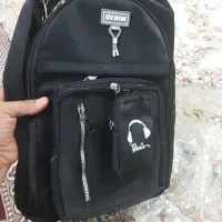 کوله پشتی هندزفری دار