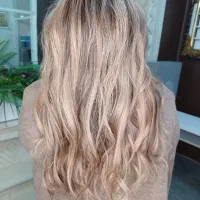 آموزش تخصصی رنگ و لایت(رنگ مو به عهده ماهدیه ویژه)