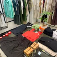 فروشنده خانم