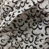 چادر رنگی|لباس|قم, زاد|دیوار