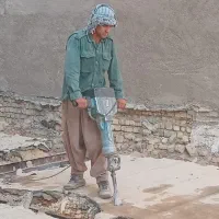 تخریب کار افغانستانی خاکبرداری بازسازی جوشکاری