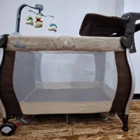 تخت و پارک کودک