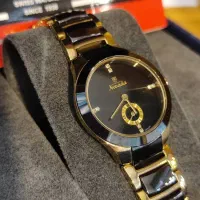 ساعت نوادا با دستبند سنگی ضد خش