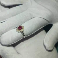 ا ن گ ش ت ر