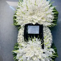 انواع تاج گل‌های ختم جشن نمایشگاه