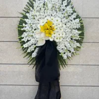 دسته گل و تاج گل