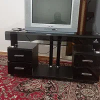 میز وتلویزیون
