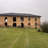 سرایدار خانه باغ