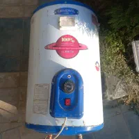 ابگرمکن برقی در حد نو