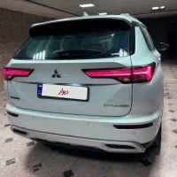اوتلندر اچ لاین