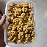 نیروی خانوم  با سابقه جهت سرت کردن مغز گردو