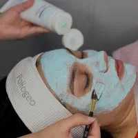 پاکسازی فیشال تخصصی پوست