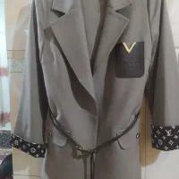 یکعددمانتو کرم خاکی تقریبا