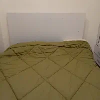 تخت  قابش وباز کردم بدون شکستگی.با کفی