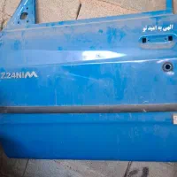 در راننده نیسان تصادفی